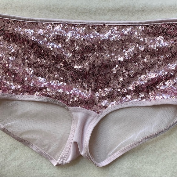 NWT. Victoria’s Secret bra and panty set. Pink with sequins. 32DD, XS (panty). - Picture 4 of 5